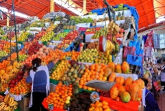 Diversité des fruits et légumes au Pérou